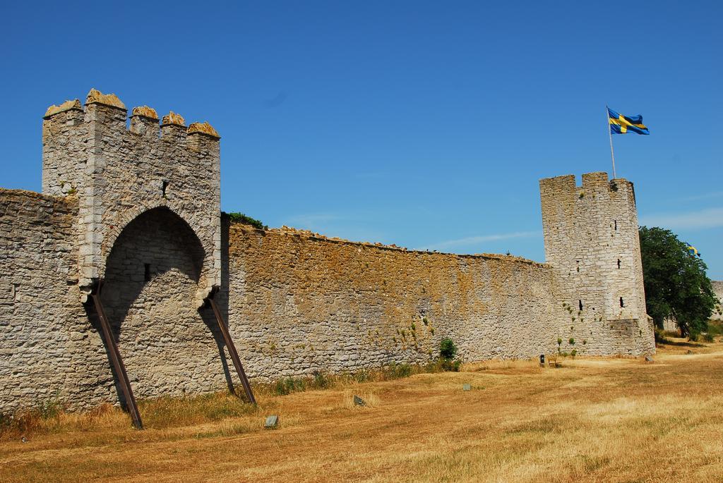 Отель Snaeck Annex Висбю Экстерьер фото